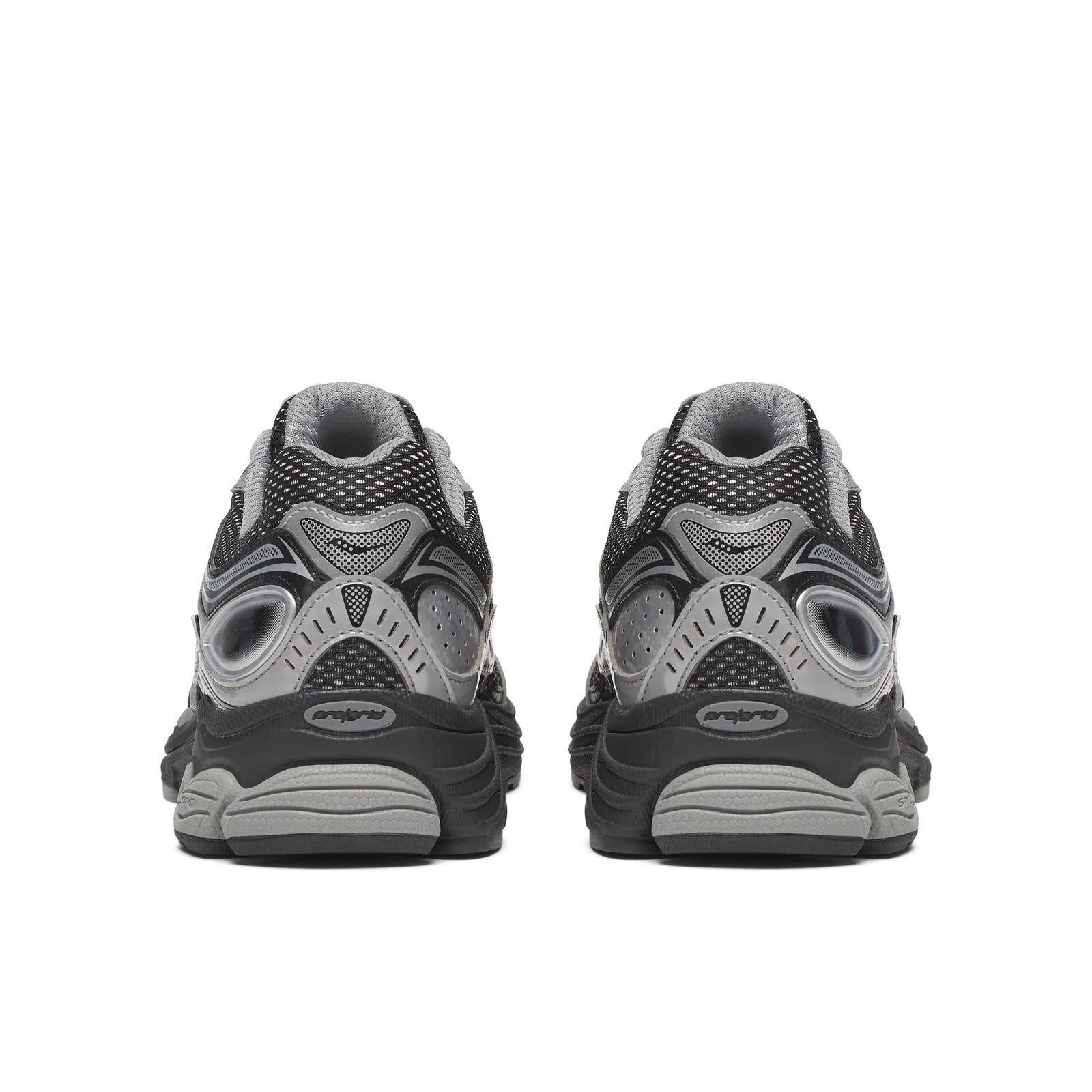 Saucony ProGrid Omni 9