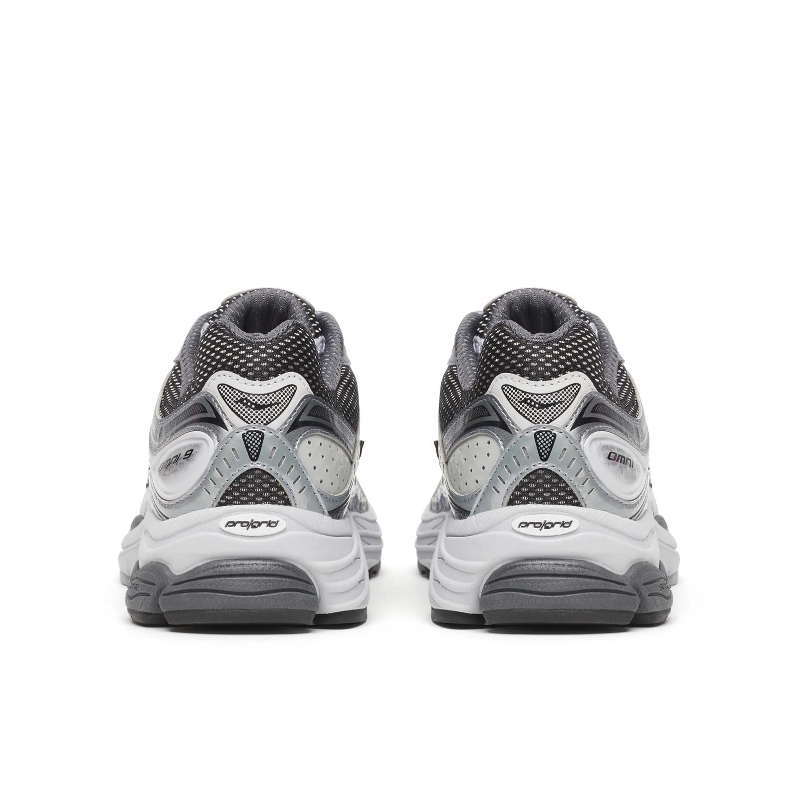 Saucony ProGrid Omni 9
