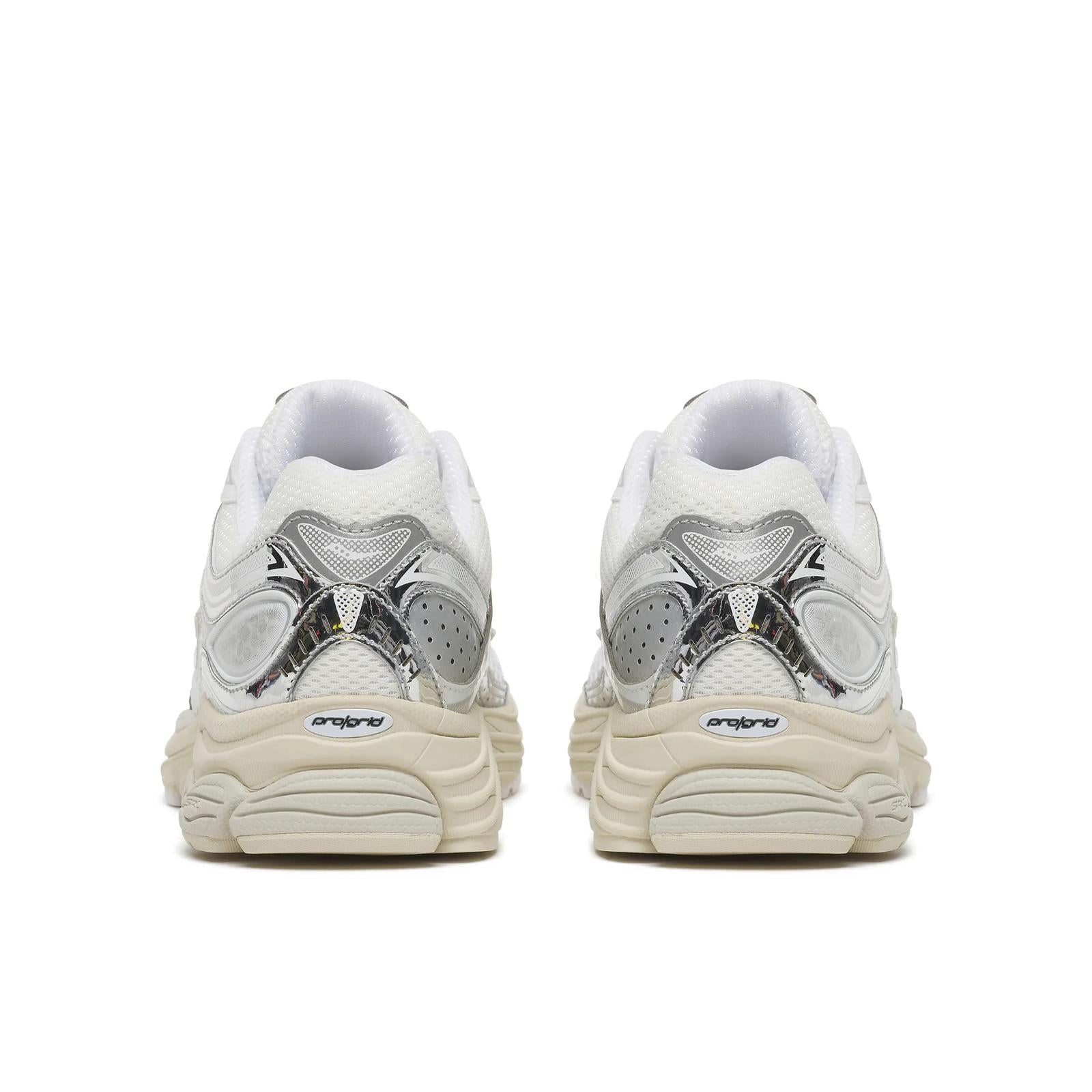 Saucony ProGrid Omni 9