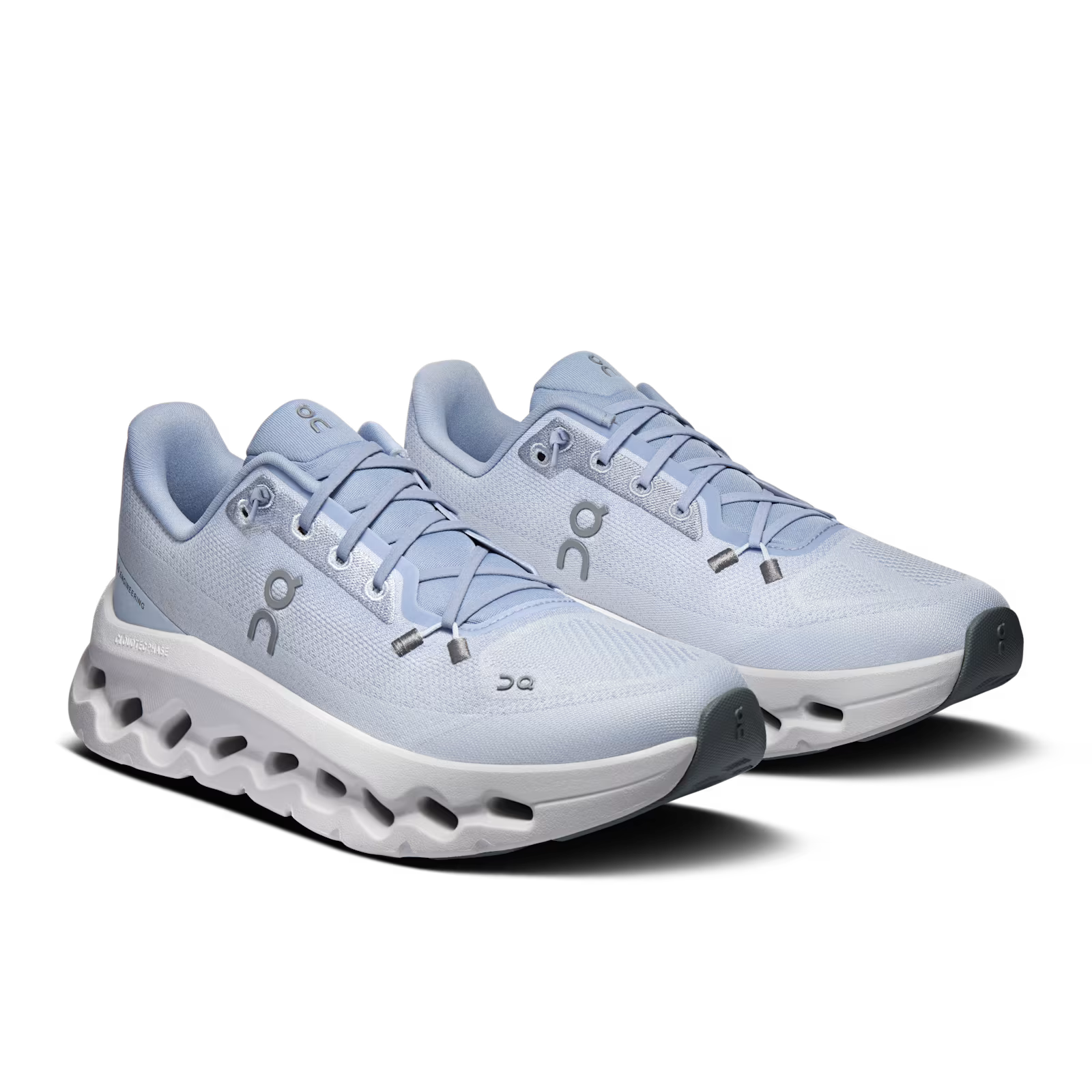 On Cloudtilt – Femme